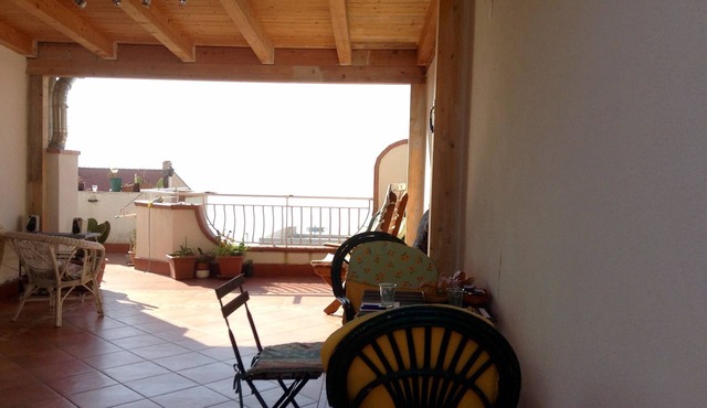 Marea, cosy and romantic apartment sea view, near taormina