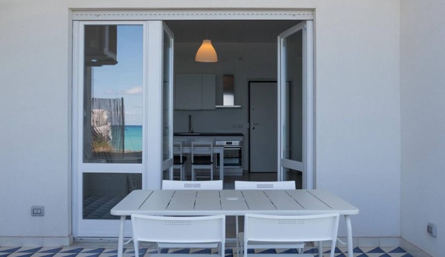 Maresia Apartment - terrace by the sea and direct access to the beach