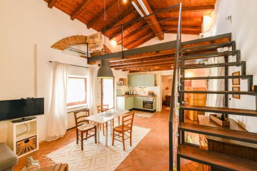 Nature Loft immerso nel verde, vicino a Gardaland