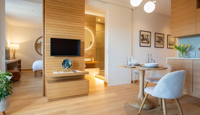 NEW, REFINED, ELEGANT AND EXCLUSIVE APARTMENT LOCATED IN THE CENTER OF THE CITY.