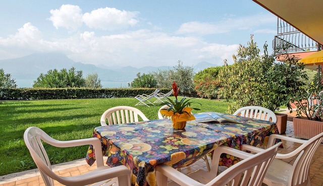 Nice apartment for 5 guests with WIFI, pool, A/C, TV and terrace