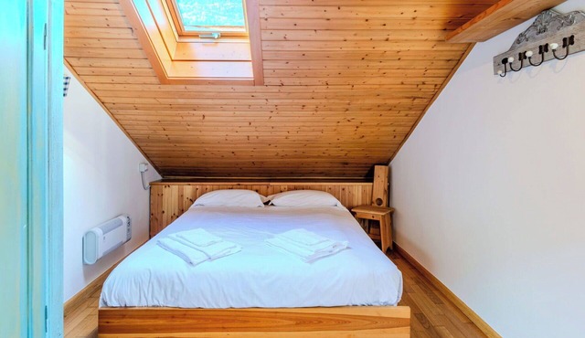 Nice apartment for 4 people with TV and balcony