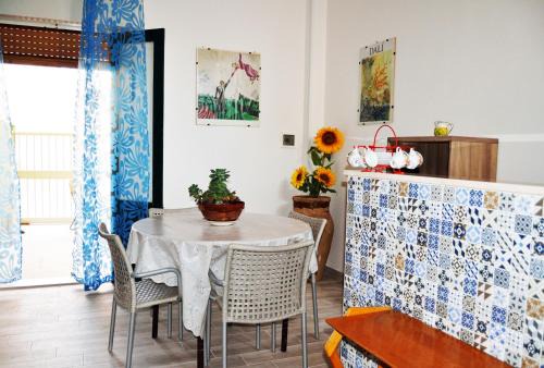"Oriente Blu" a 400 mt dal mare