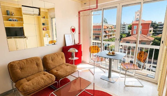 Retro Chic Studio - Air Conditioning - Bright in Cagnes-sur-Mer