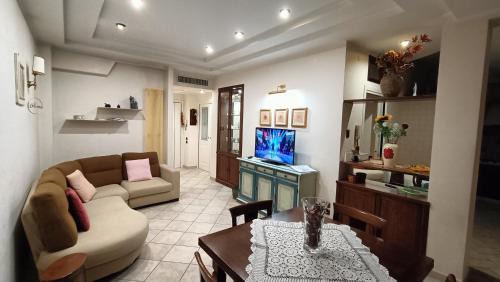 Romantic Rome in a Deluxe apartment for 2 people, Jacuzzi in Rome
