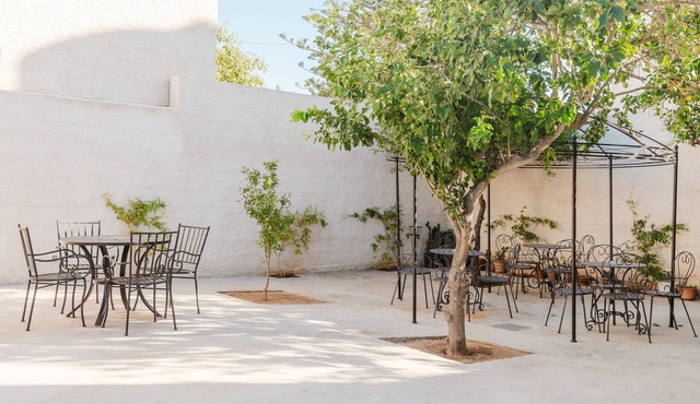 Room 'Scirocco' with Shared Garden, Wi-Fi and Air Conditioning