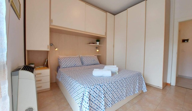 Serena 2-9 Two rooms apartments in the centre, with air conditioning and large terrace