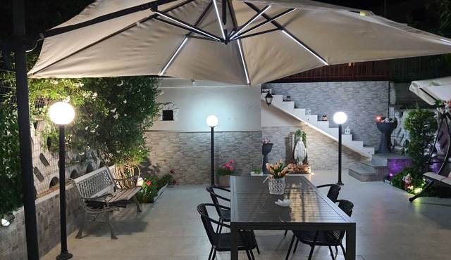 ☆ Shabby Chic Rooms with kitchen and private garden