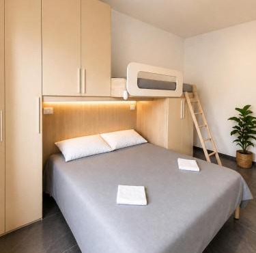 Siderno Beach Stay - Mare Blu Apartments and Rooms