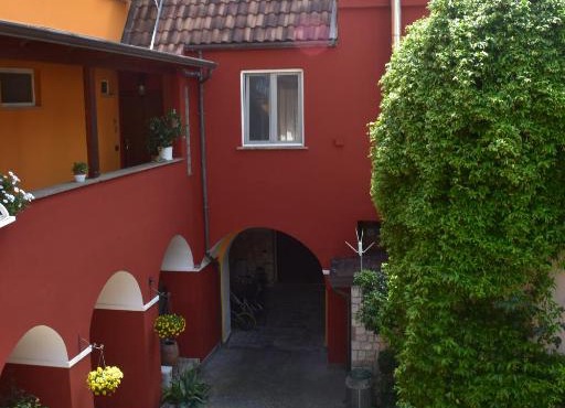 Sinuessa Studio