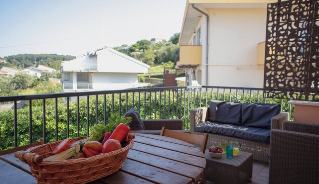 Sogno di Mare - Two Bedroom Apartment, Sleeps 4