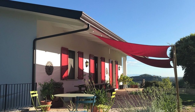Spacious house nestled in the green Euganean Hills near Padua.