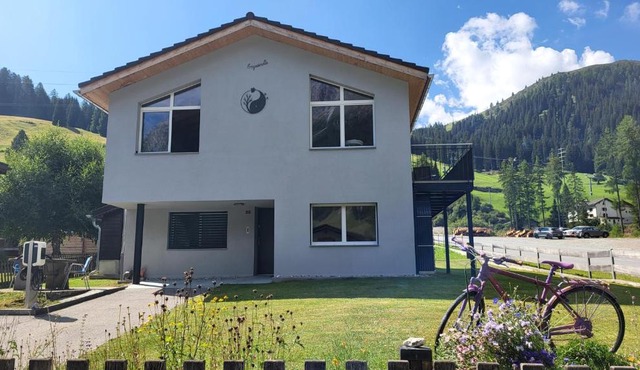 Splügen - Wohnung "Engadinella"