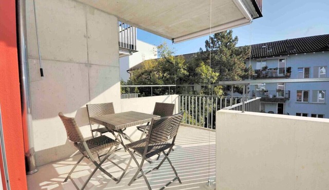 Stylish 1BR near lake and Opera (Flower 11)