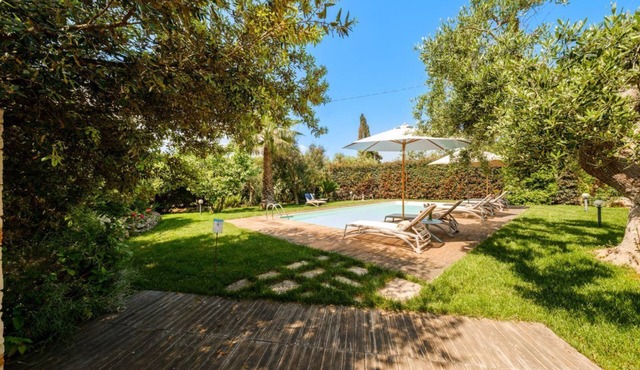 Typical stone structure with private swimming pool a few steps from the town