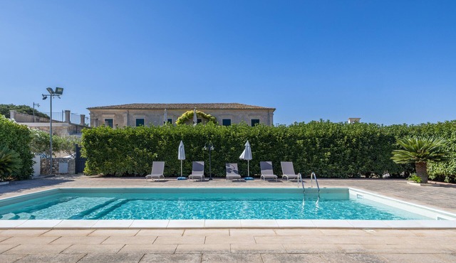 Villa 'Aguglie - Suite Bouganville' with Shared Pool, Wi-Fi and Air Conditioning