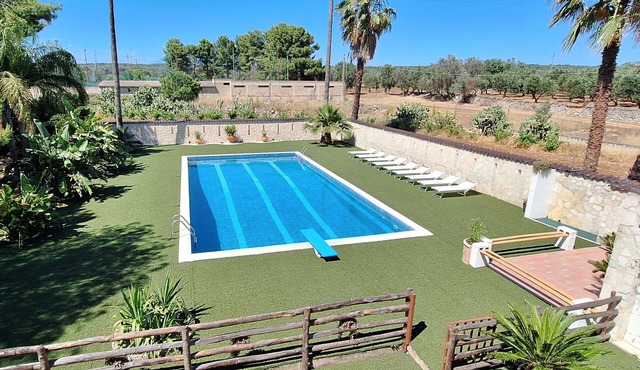 Villa 'Dany with Pool' with Private Pool, Wi-Fi and Air Conditioning