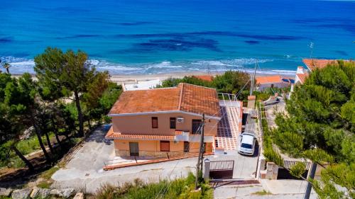 Villa Diana by Biddizzi Rari - Accesso diretto alla spiaggia, vista mare