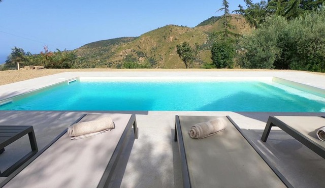 Villa Fiore di Limone Villa with Heated Pool
