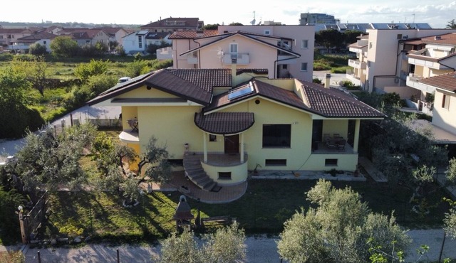 Villa MA-YA