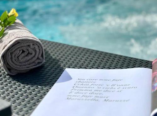 Villa Zefiro tra Piscina e Mare
