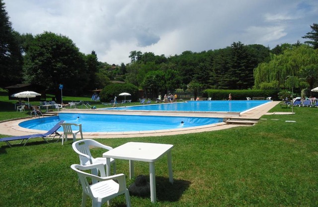 Ispra Villa Sleeps 5 Pool