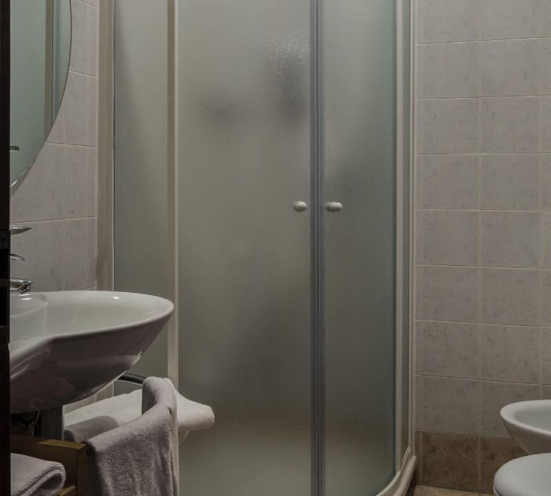Photo of Bathroom in Este