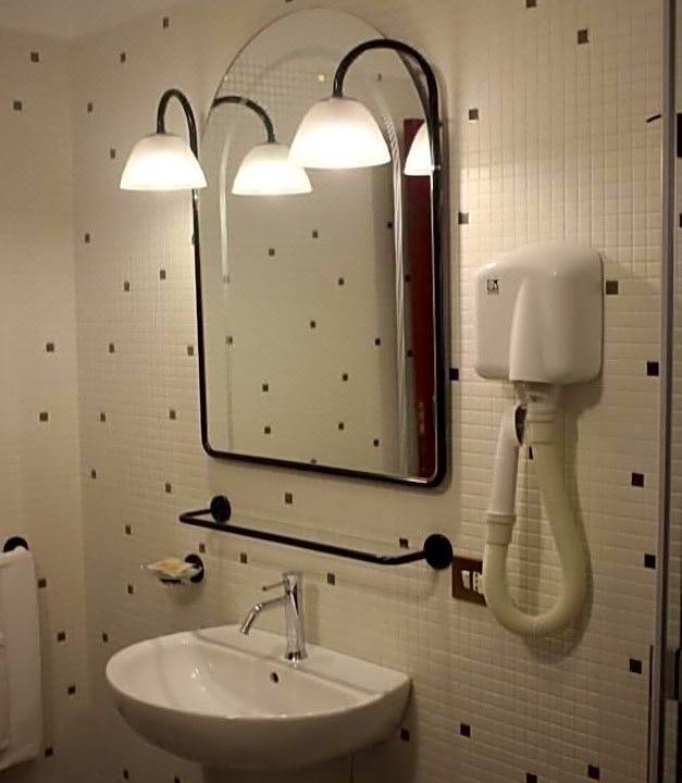 Photo of Bathroom in Venosa