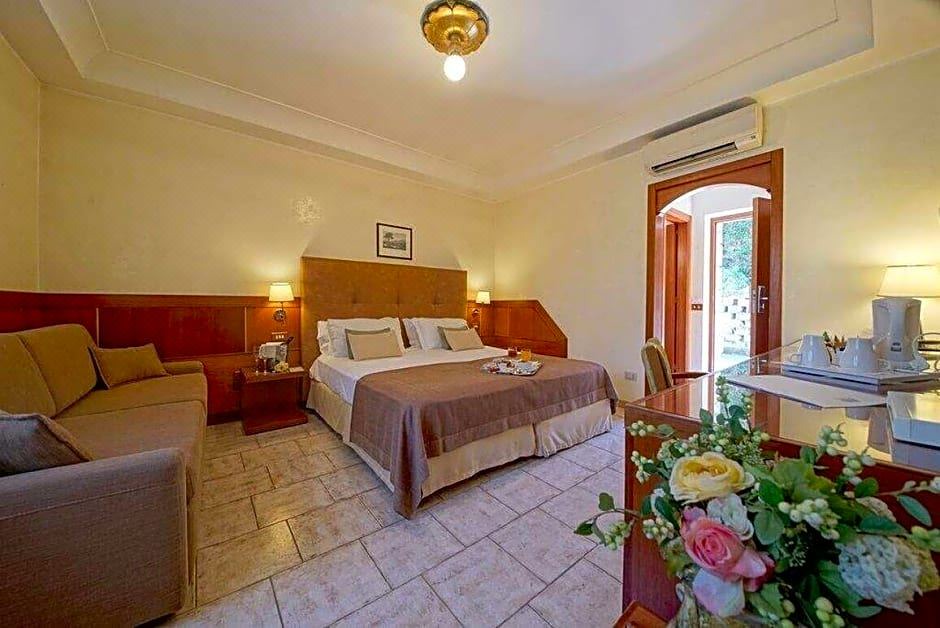 Photo of Livingroom in Fuorigrotta