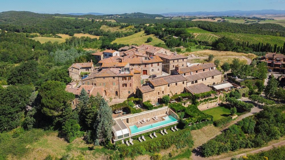 Photo of Buildings in Lupompesi