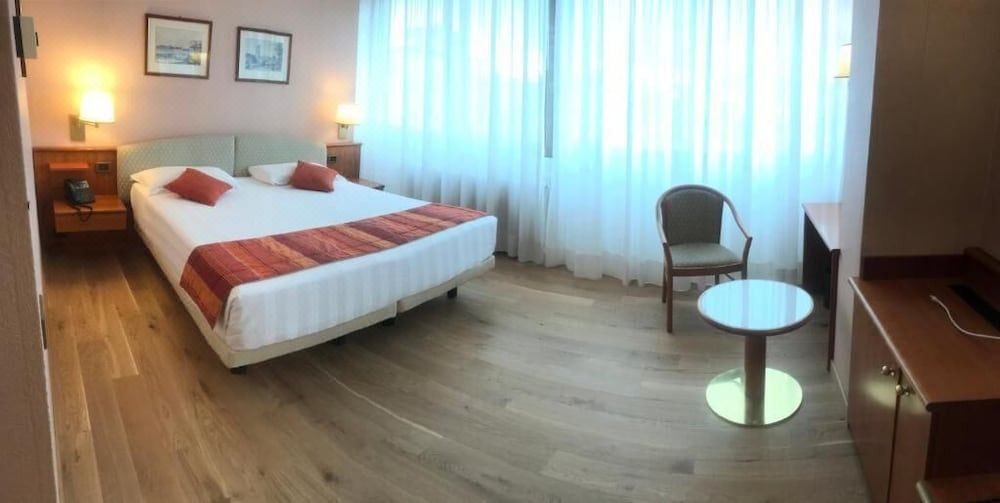 Photo of Bedroom in Downtown