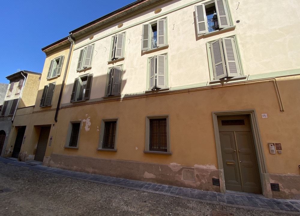 Photo of Buildings in Cremona