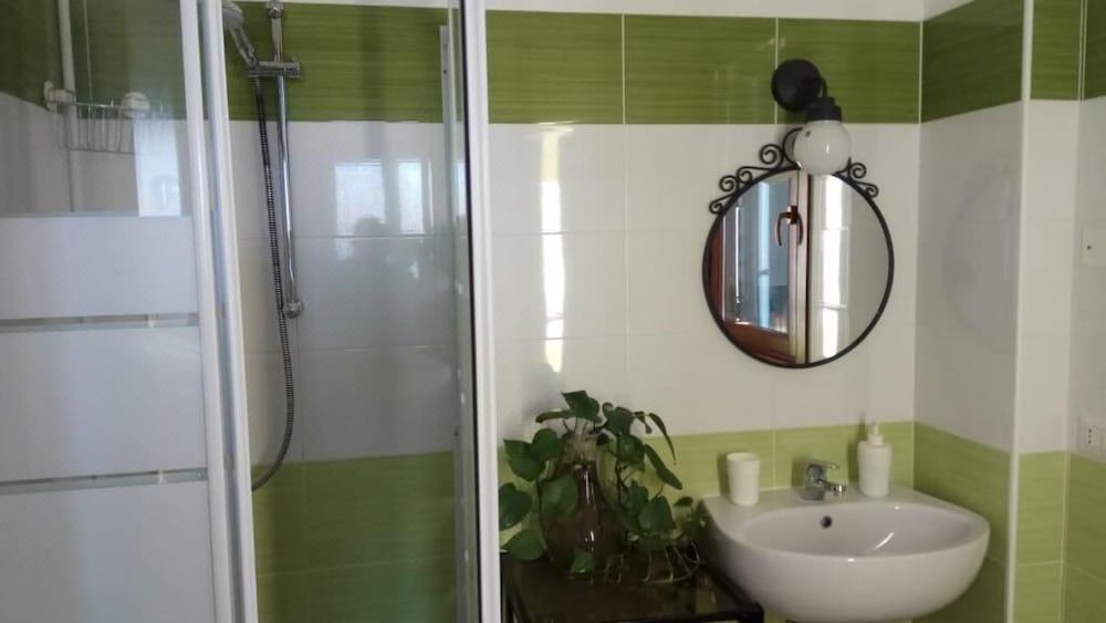 Photo of Bathroom in Torrette