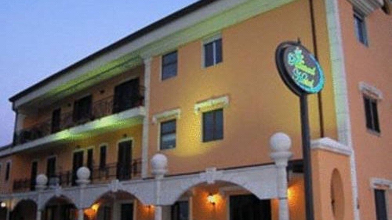 Photo of Buildings in Gizzeria