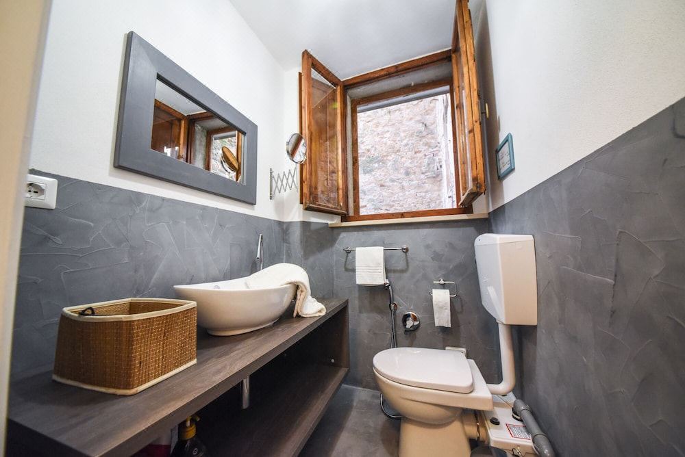 Photo of Bathroom in Volterra