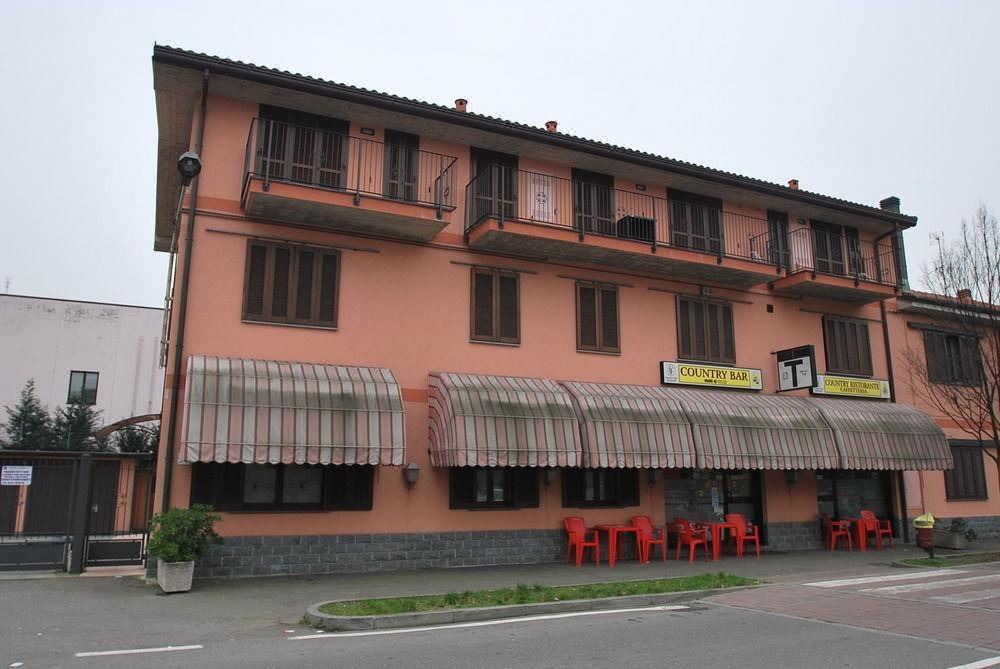 Photo of Buildings in Muggio