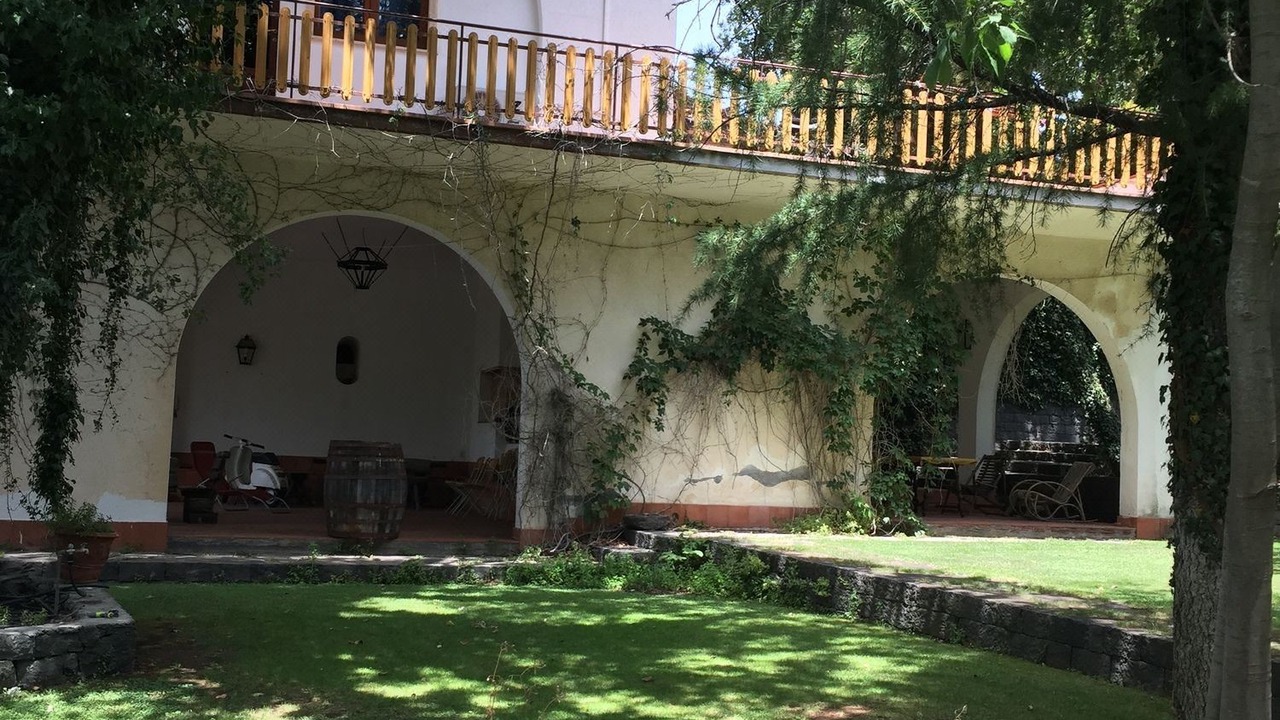 Photo of Buildings in Ragalna