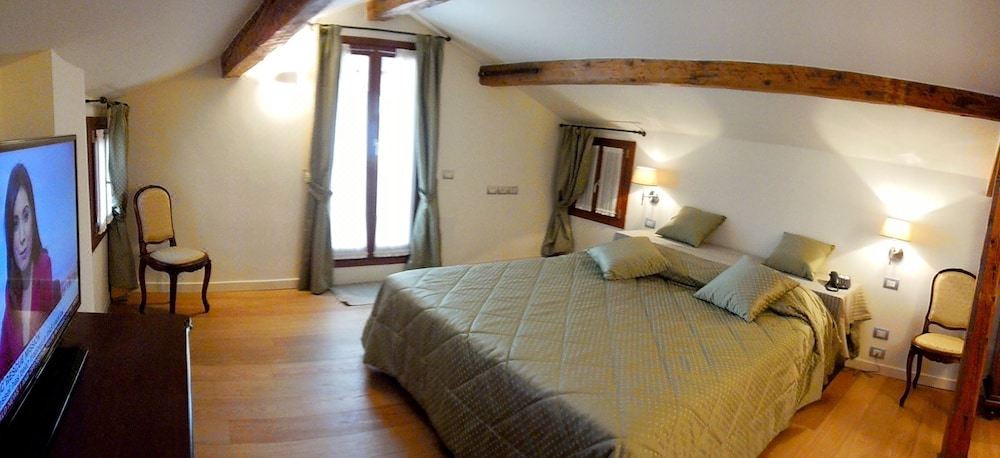 Photo of Bedroom in Castello