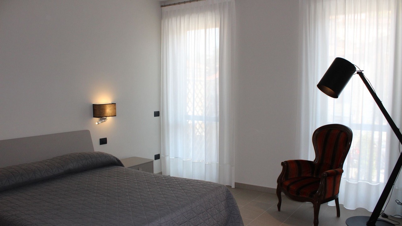 Photo of Bedroom in Monforte d'Alba