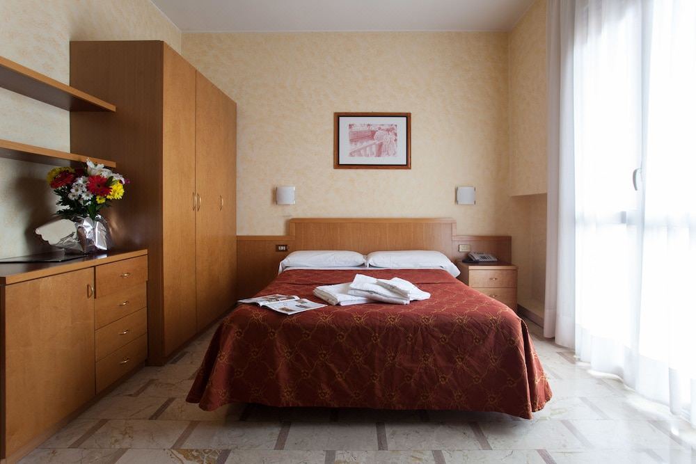 Photo of Bedroom in Acquabella