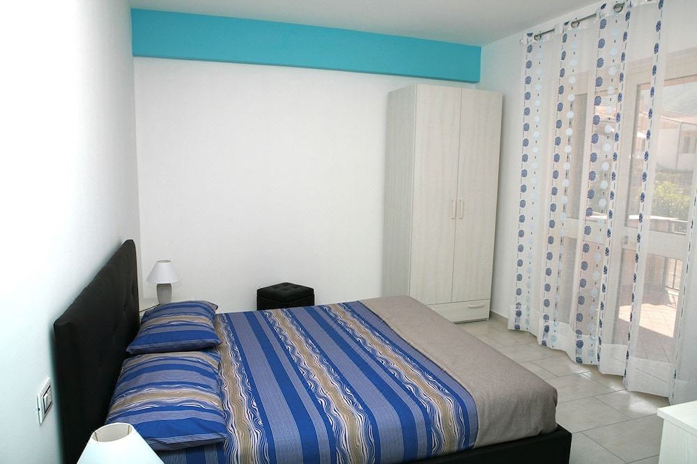 Photo of Bedroom in Tortora Marina