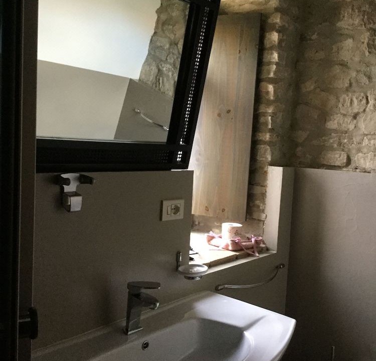 Photo of Bathroom in Oppido Lucano