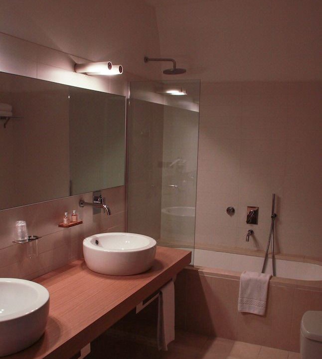 Photo of Bathroom in Bard