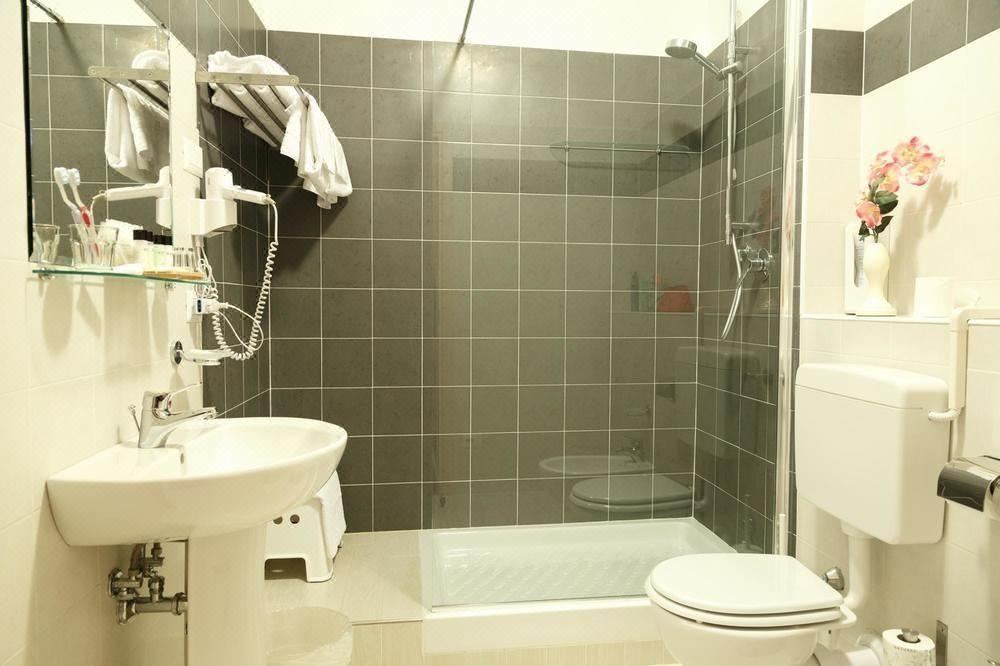 Photo of Bathroom in San Lorenzo