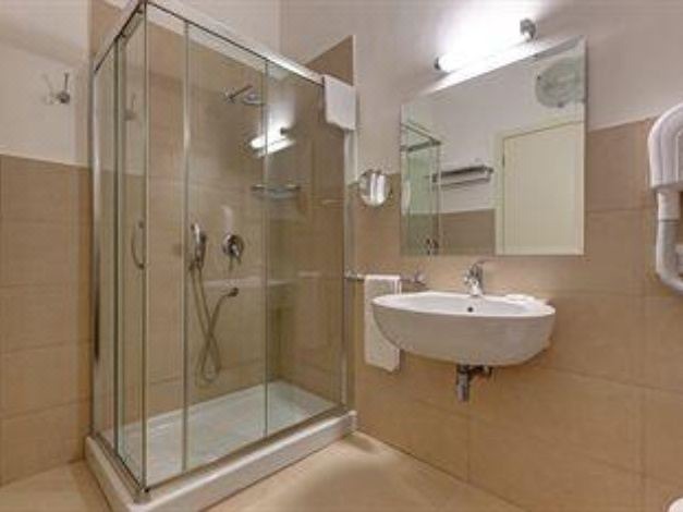 Photo of Bathroom in Tiche