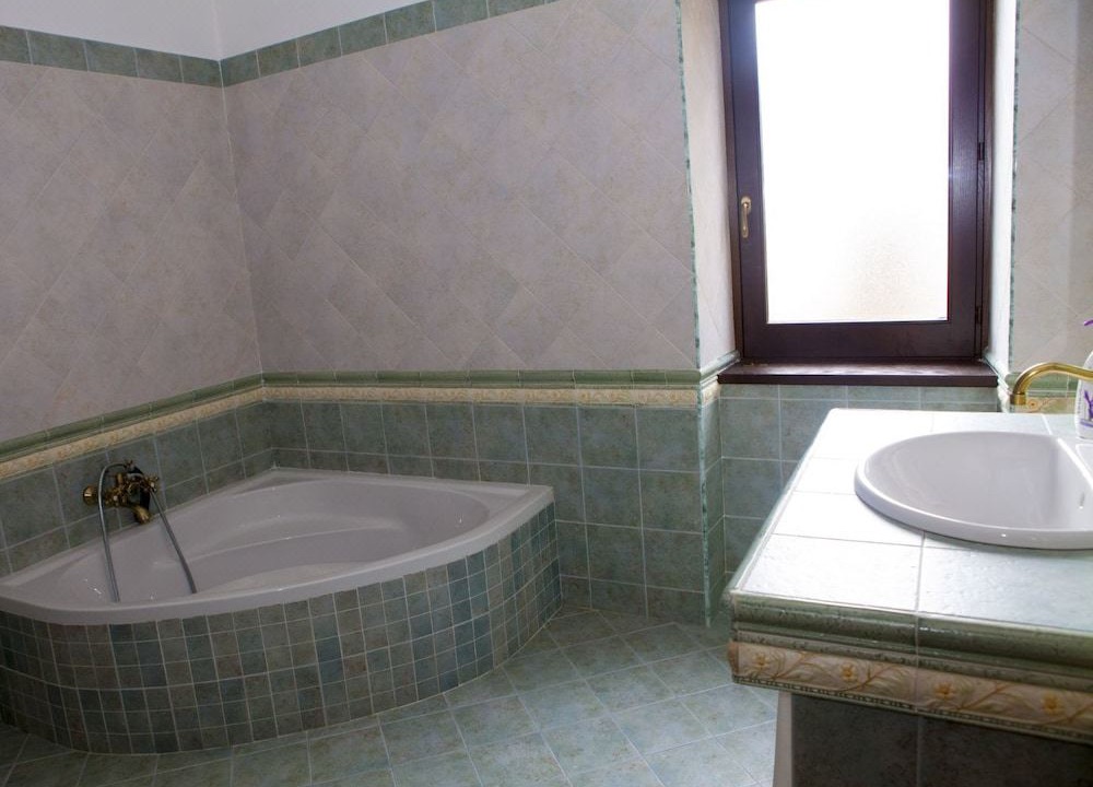 Photo of Bathroom in Mendicino