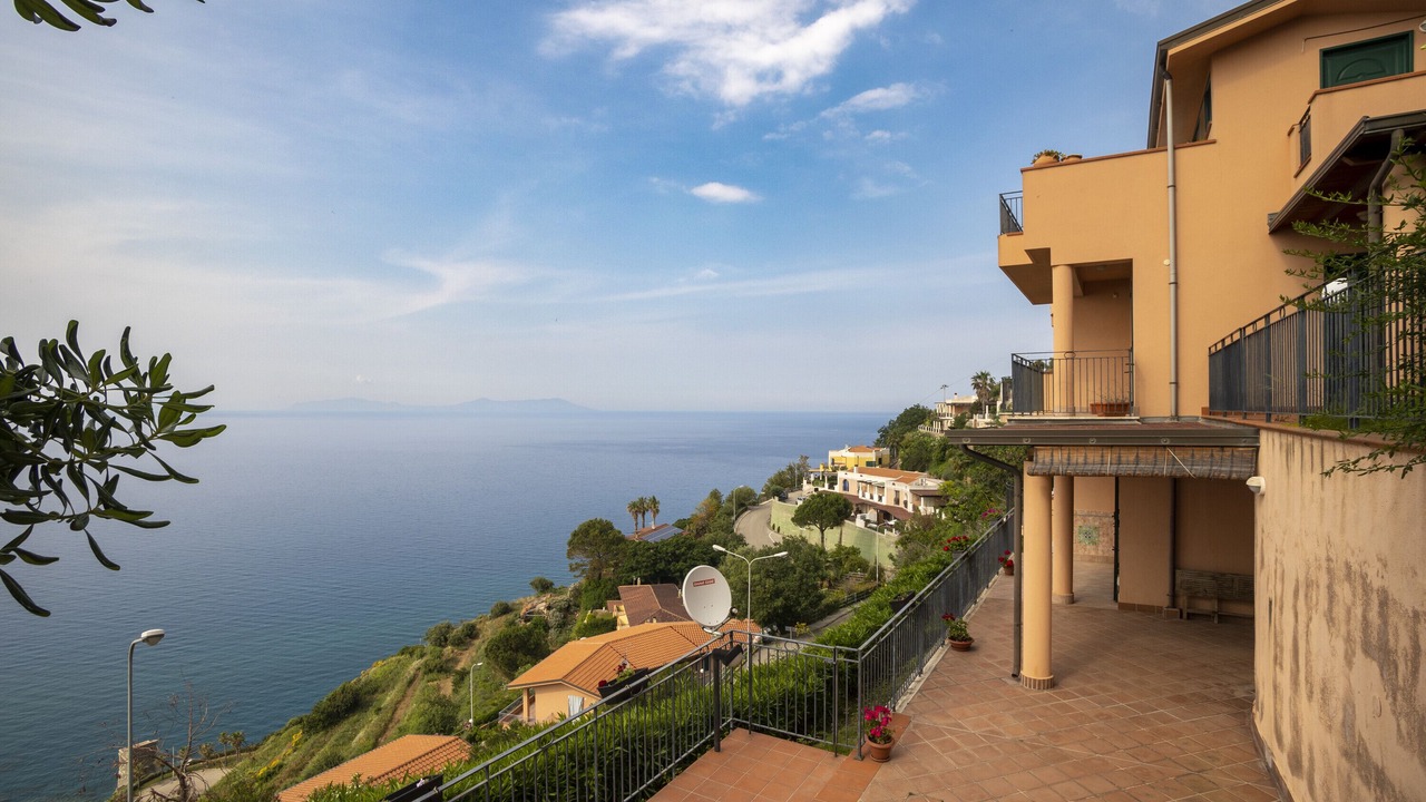 Photo of Outdoor in Piraino