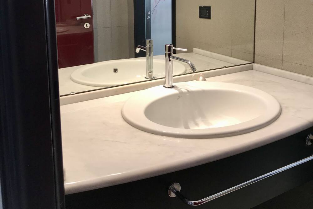 Photo of Bathroom in Grugliasco