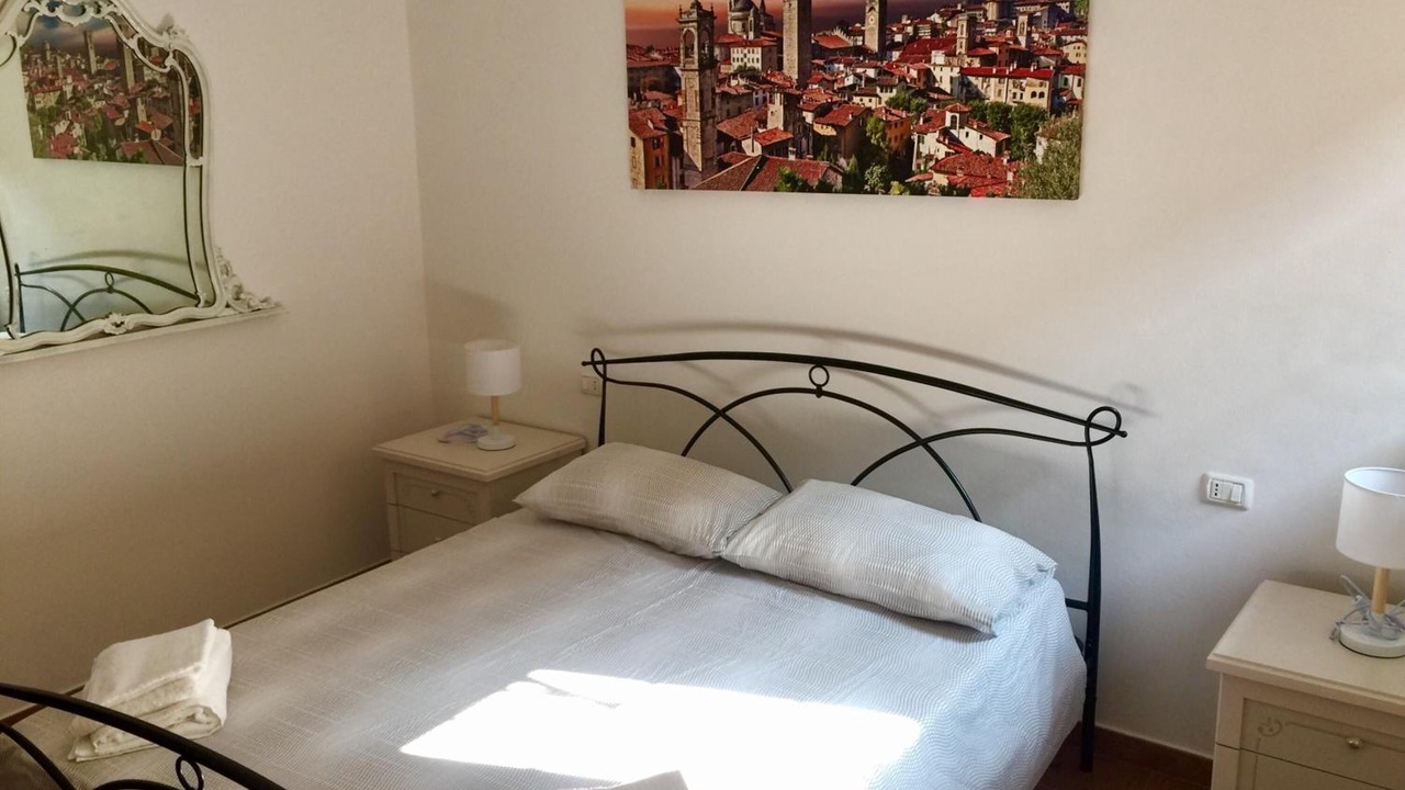 Photo of Bedroom in Alzano Lombardo