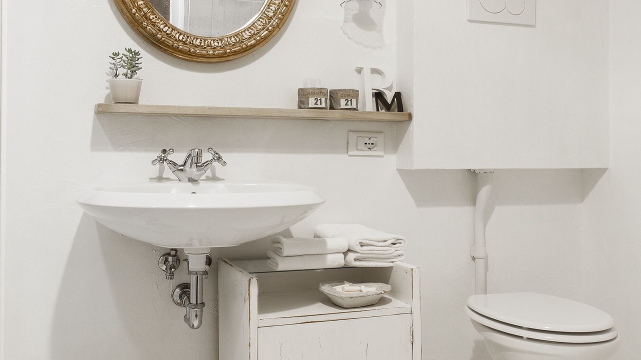 Photo of Bathroom in Old Town